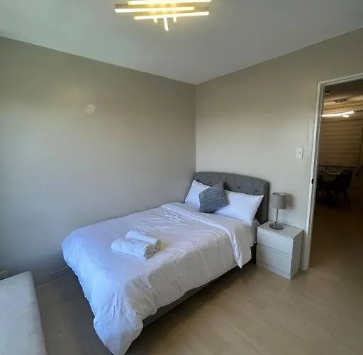 Modern Oasis 2br Netflix And Pool